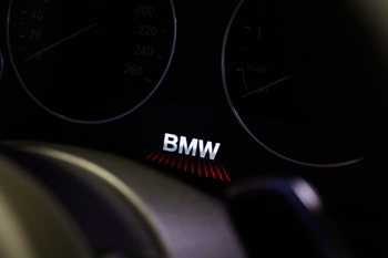BMW F30ディスプレイ変更コーディング